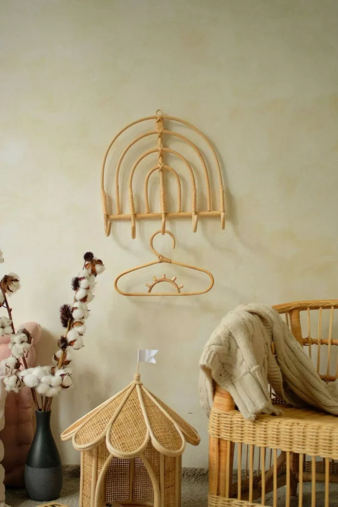 kapstok regenboog zon maan rotan kinderkamer